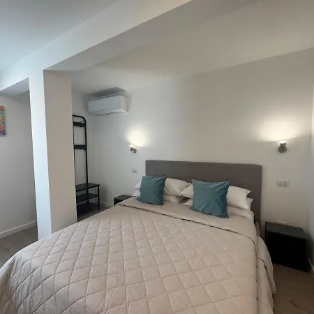 Stars Penthouse דירה
